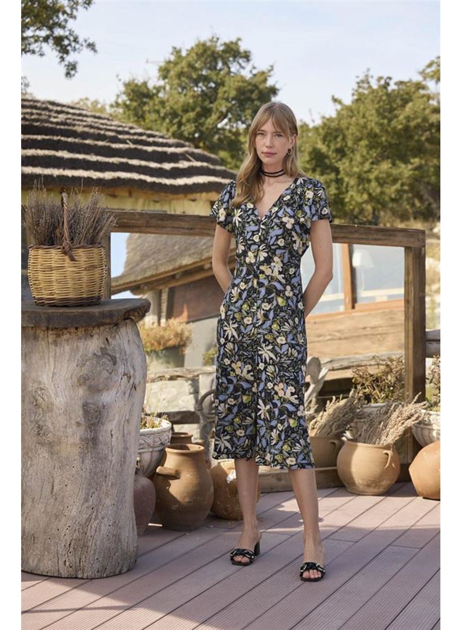 %100 Viskon Çiçek ve Yaprak Desenli Önü Düğmeli Elbise