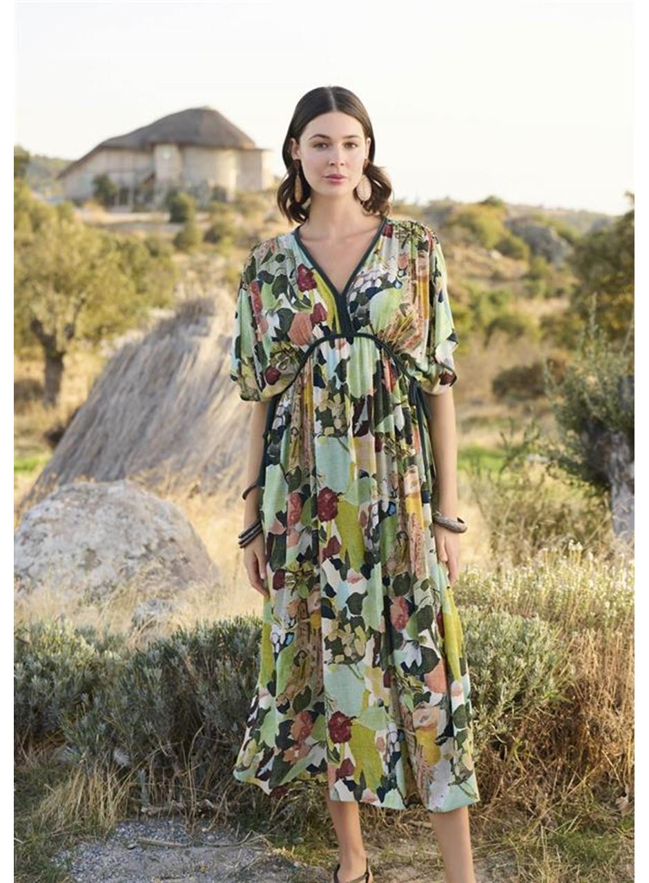 %100 Viskon Çiçek ve Yaprak Desenli Kısa Kollu Elbise