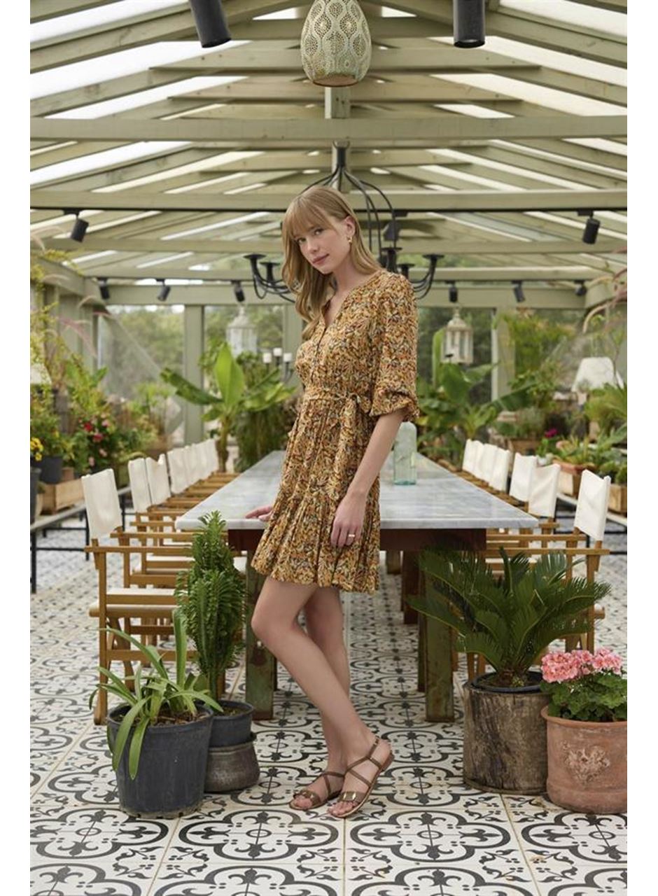 %100 Viskon Çiçek ve Yaprak Desenli Kuşaklı Elbise