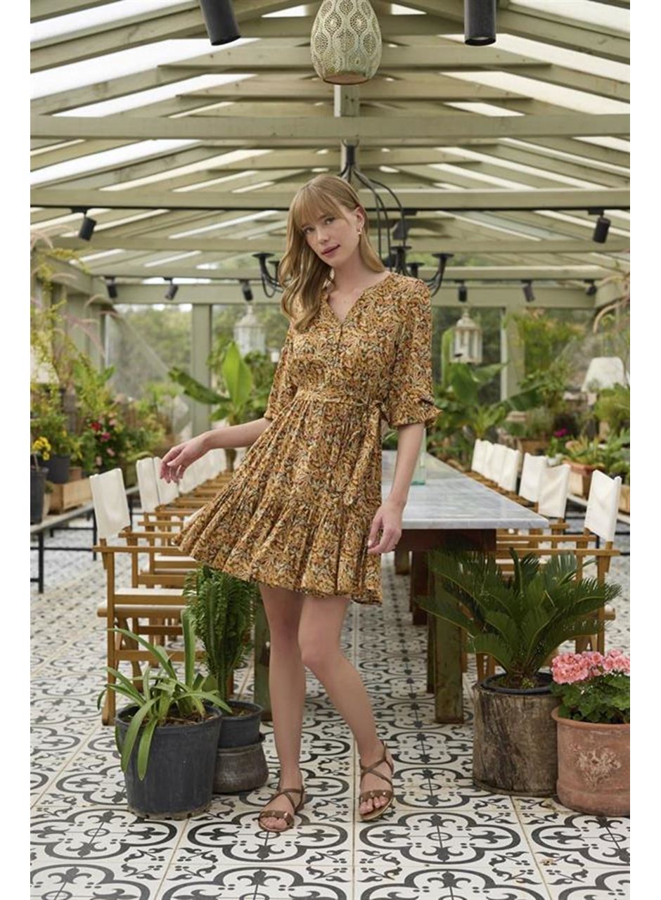%100 Viskon Çiçek ve Yaprak Desenli Kuşaklı Elbise