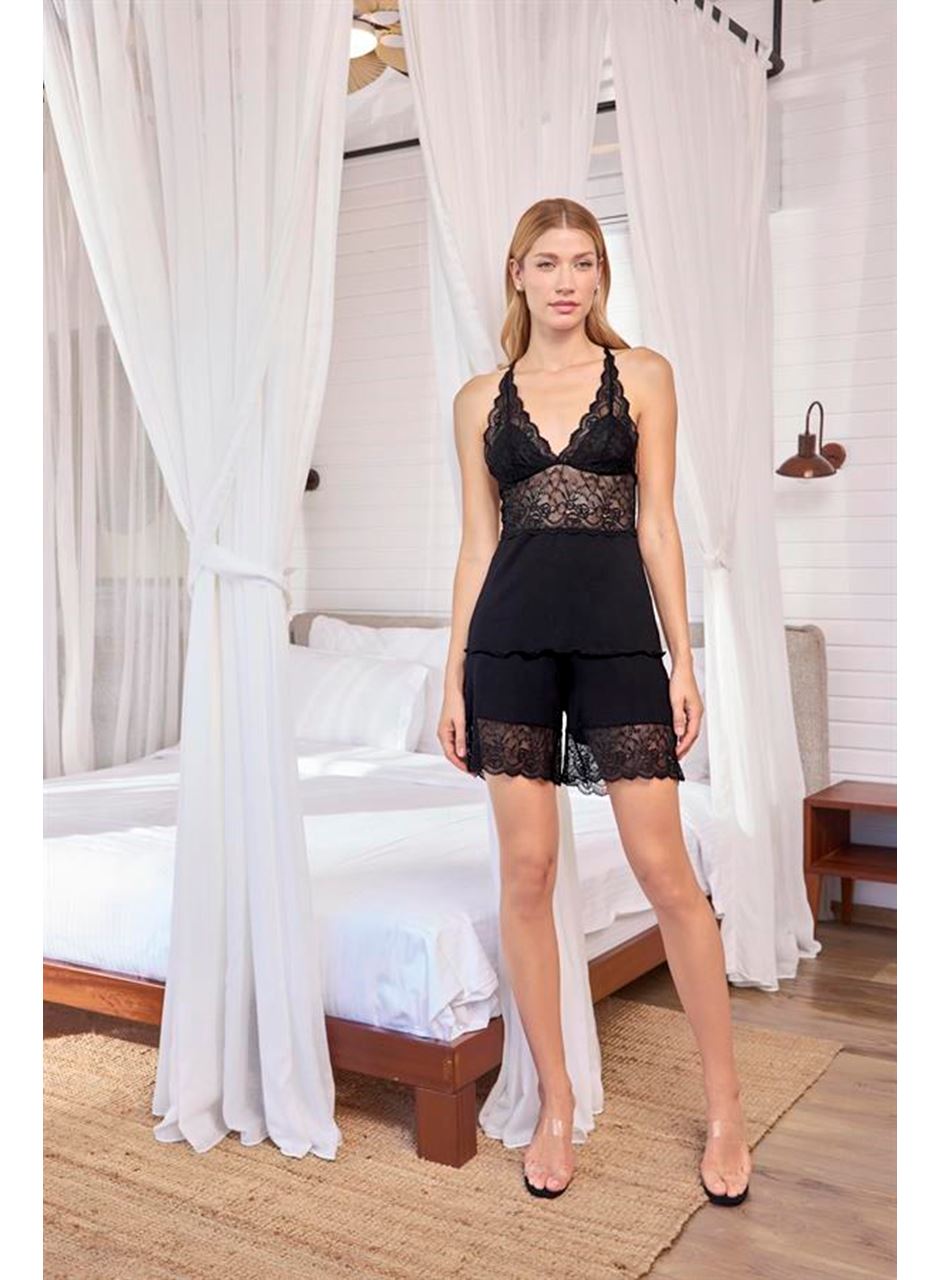 Göğüs ve Sırt Dekolteli Dantelli Şort Takımı