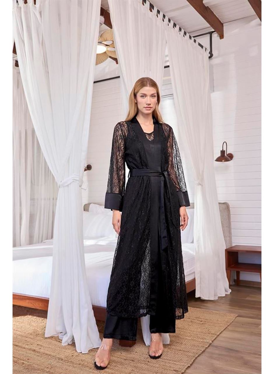 Uzun Kollu Dantelli ve Kuşaklı Sabahlık