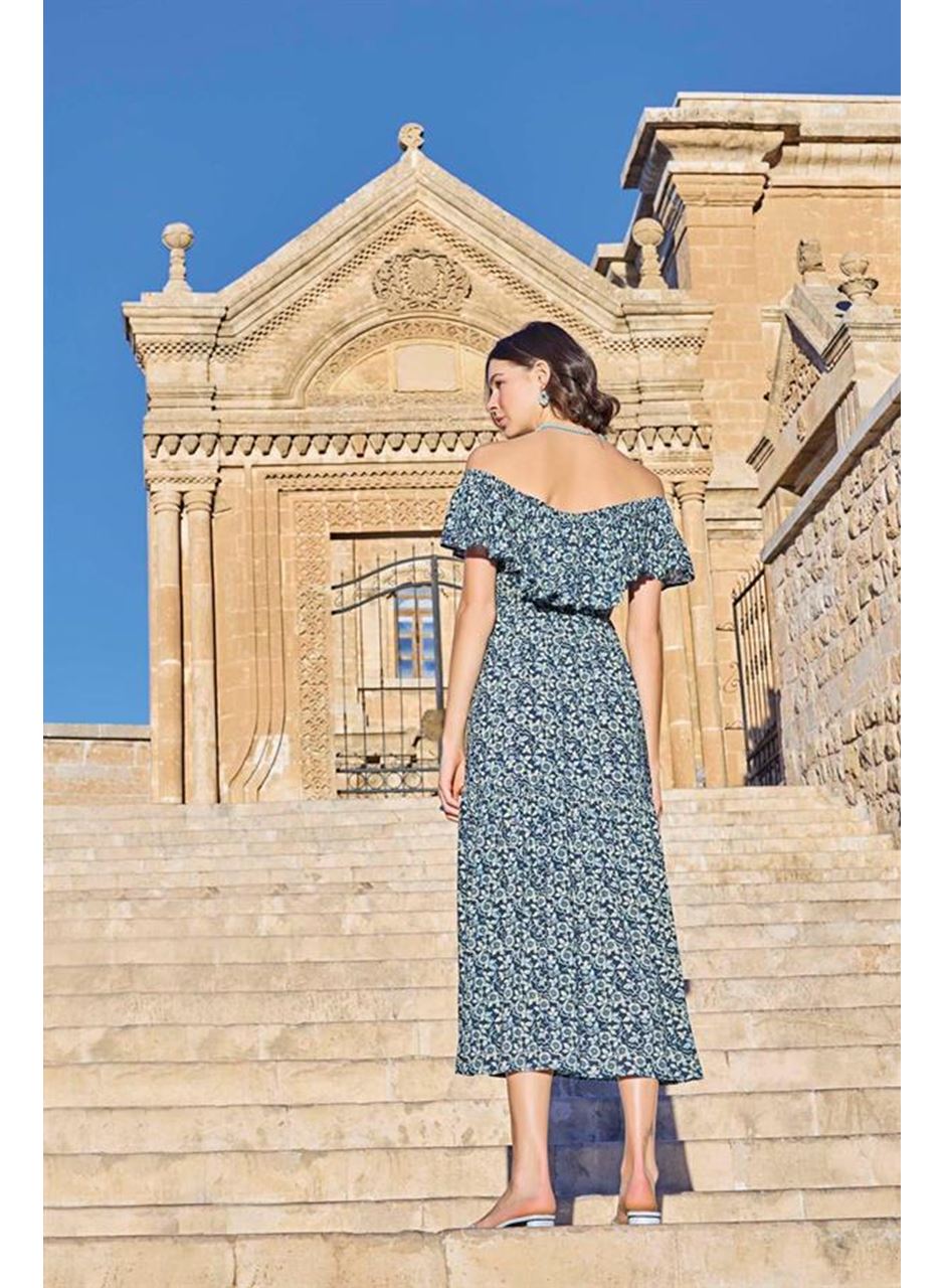 Çiçek Desenli Elbise