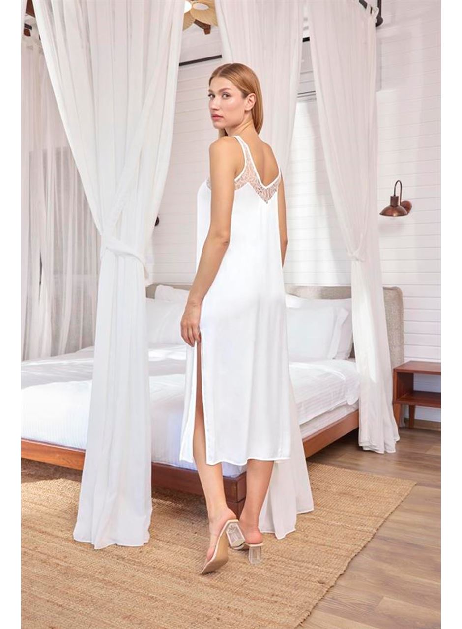 Dantelli ve Dekolteli Saten Sabahlık Takımı