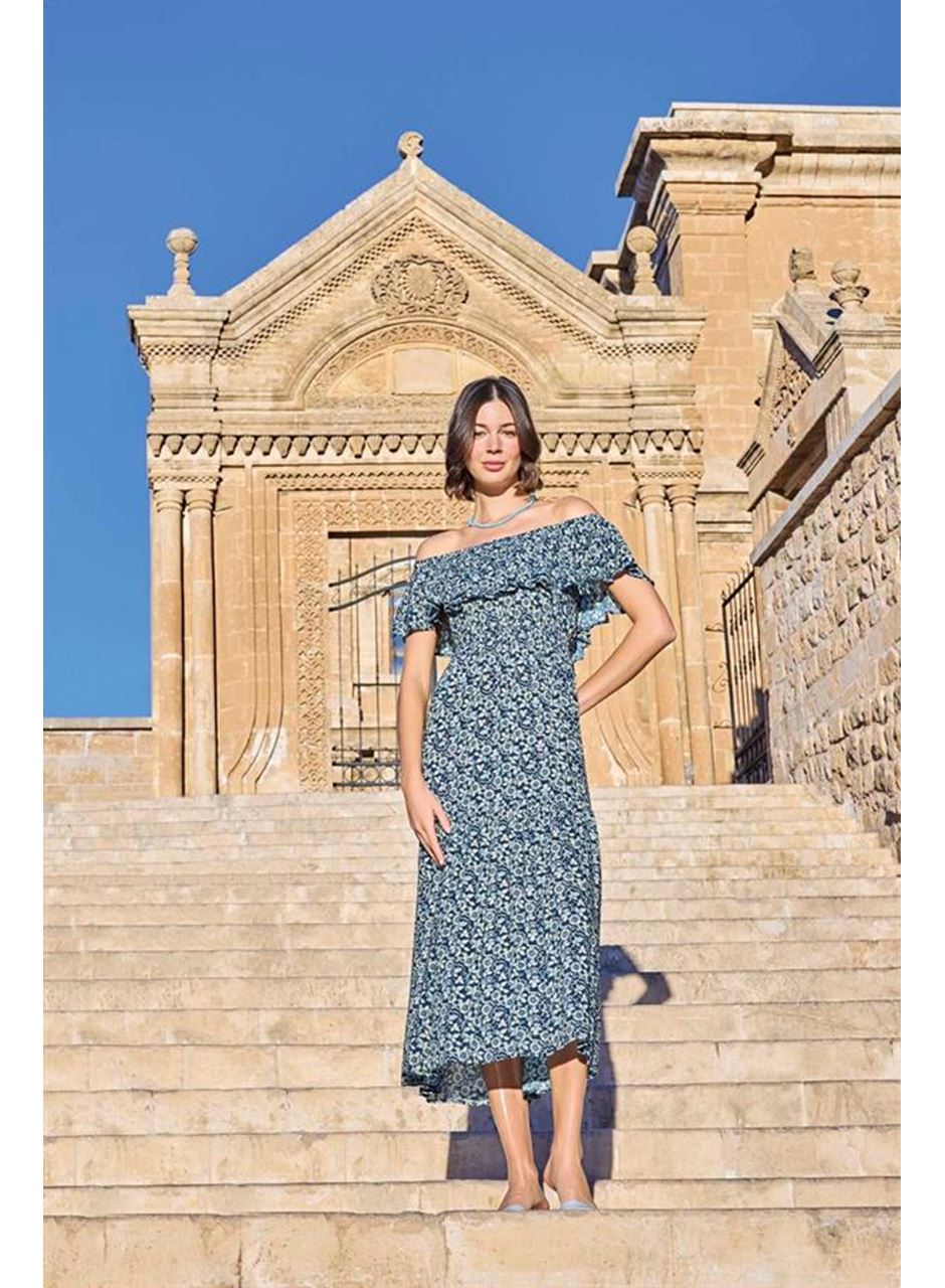 Çiçek Desenli Elbise