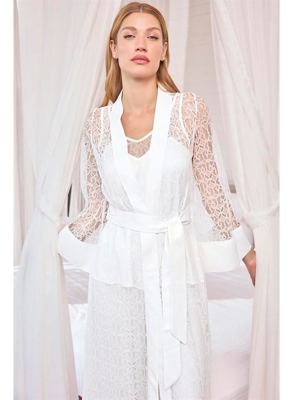 Uzun Kollu Dantelli ve Kuşaklı Sabahlık