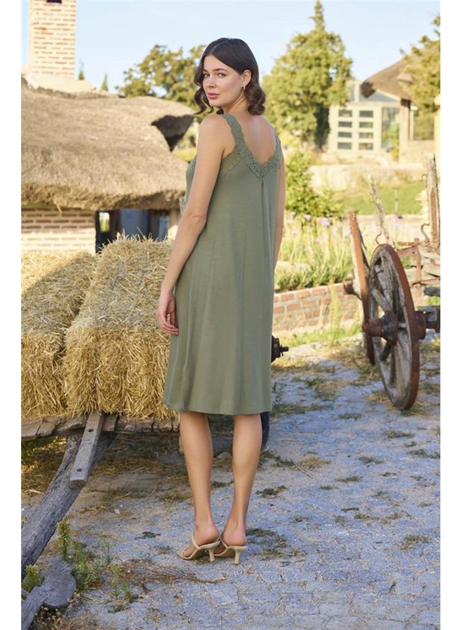 Etnik Desenli ve Dantelli Büyük Beden Sabahlık Takımı