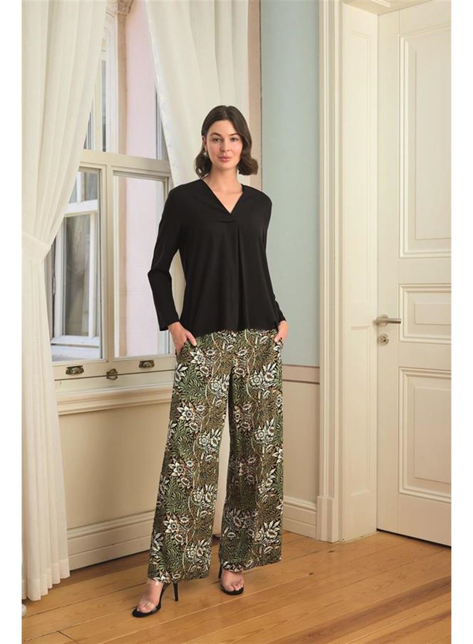 Çiçek Yaprak ve Etnik Desenli Dantelli 3'lü Pijama Takımı