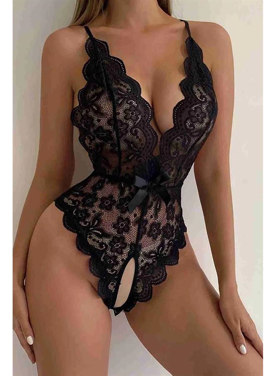 Siyah Özel Bölgesi Açık Fiyonklu Dantel Fantezi Body