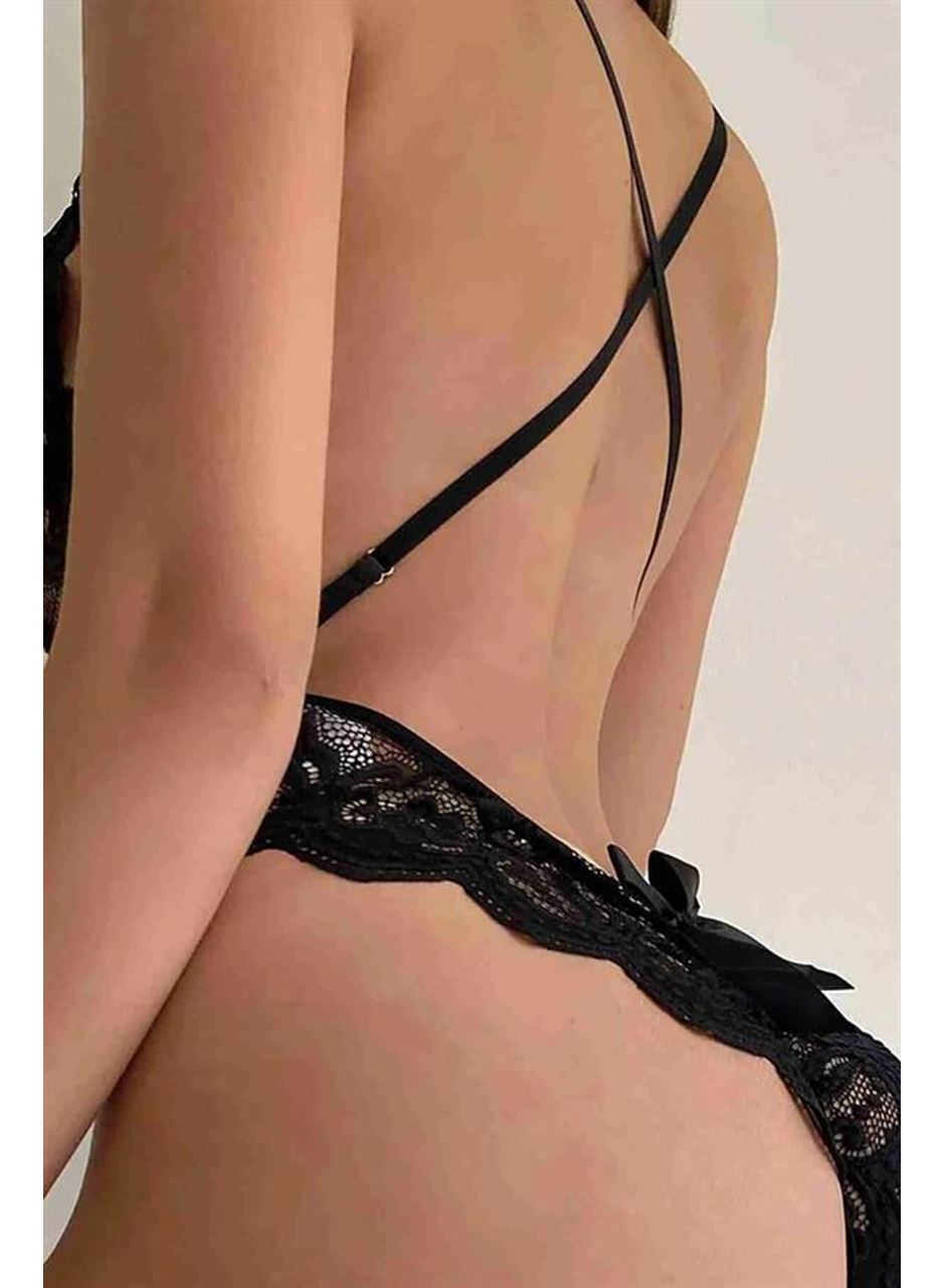 Siyah Özel Bölgesi Açık Fiyonklu Dantel Fantezi Body
