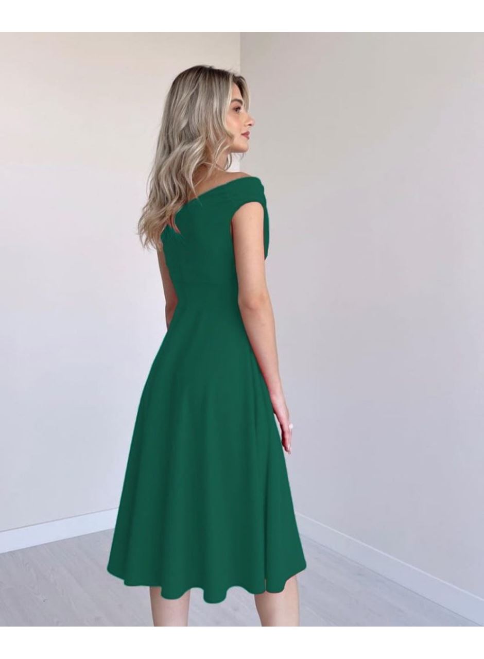 Kadın Kısa Kollu Kruvaze Yaka Eteği Volanlı Krep Elbise