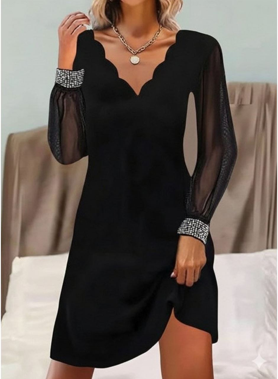 Kadın Uzun Kollu V Yaka Lazer Kesimli Tül Detaylı Mini Ithal Krep Elbise