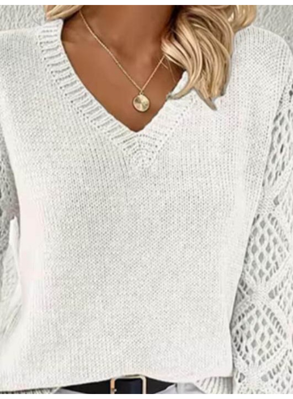 Kadın Uzun Kollu V Yaka Kol Delikli Baklava Desen Detaylı Triko Kazak
