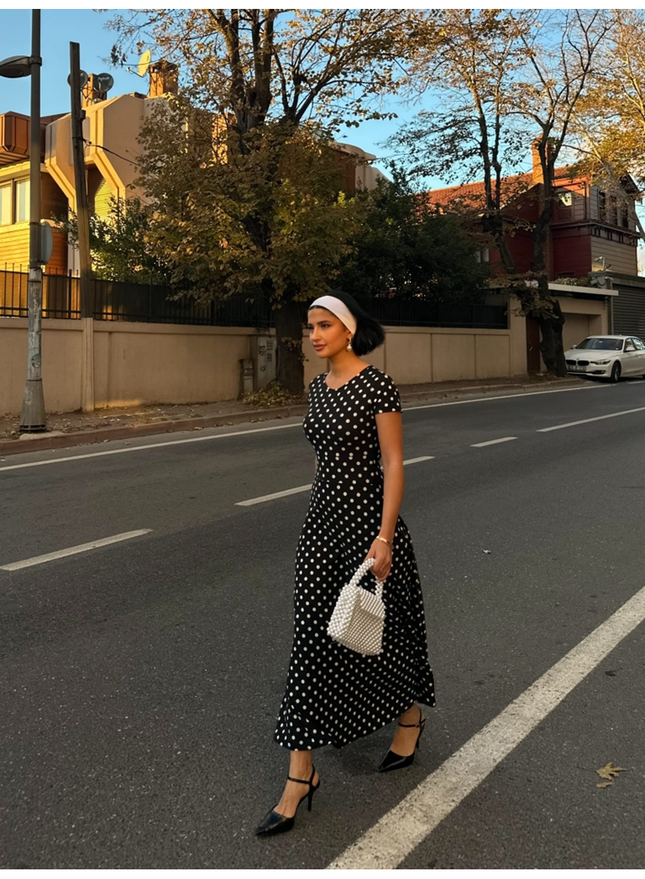 Kadın Kısa Kollu Bisiklet Yaka Puantiyeli Maksi örme Krep Elbise