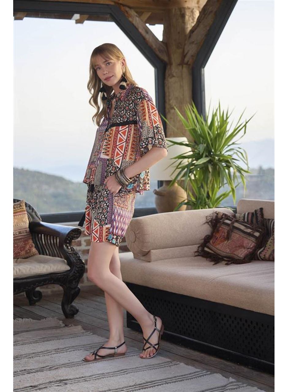 Etnik Desenli Önü Düğmeli Alt Üst Takım