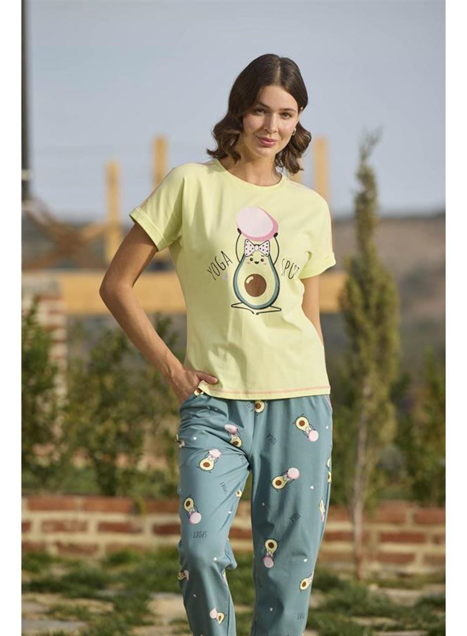 Desenli ve Baskılı "Yoga Sport" Pijama Takımı