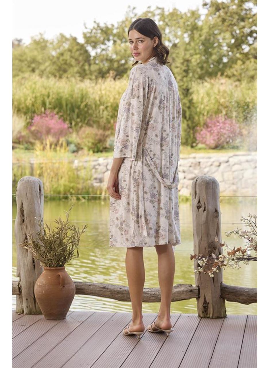 Çiçek Desenli ve Dantelli Sabahlık Takımı