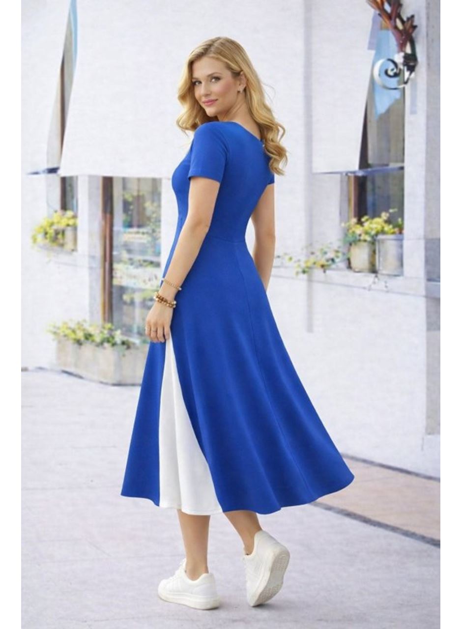 Kadın Kısa Kollu Asimetrik Yakalı Düğme Detaylı Midi Viskon Elbise