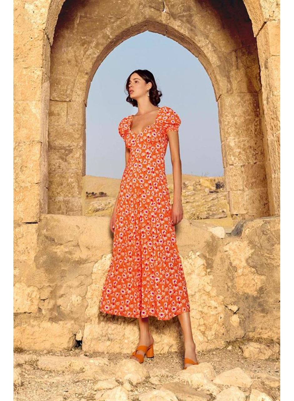 Viskon Çiçek Desenli Kısa Kollu Elbise