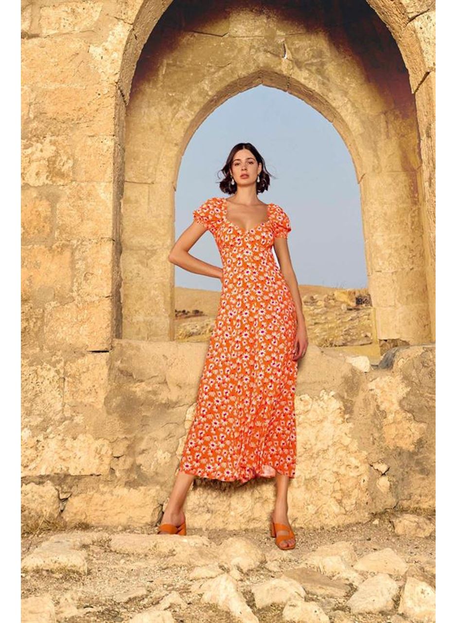 Viskon Çiçek Desenli Kısa Kollu Elbise