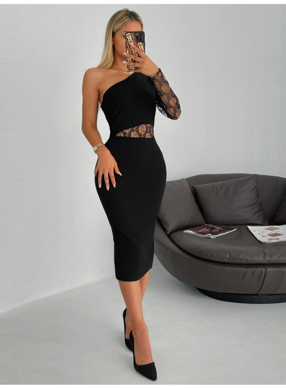 Kadın Siyah Tek Kol Dantel Detay Omuz Dekolte Krep Elbise
