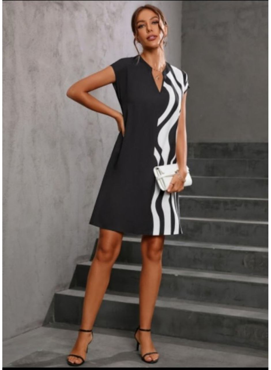 Kadın Dokuma Viskon Kumaş V Yaka Zebra Desenli Elbise