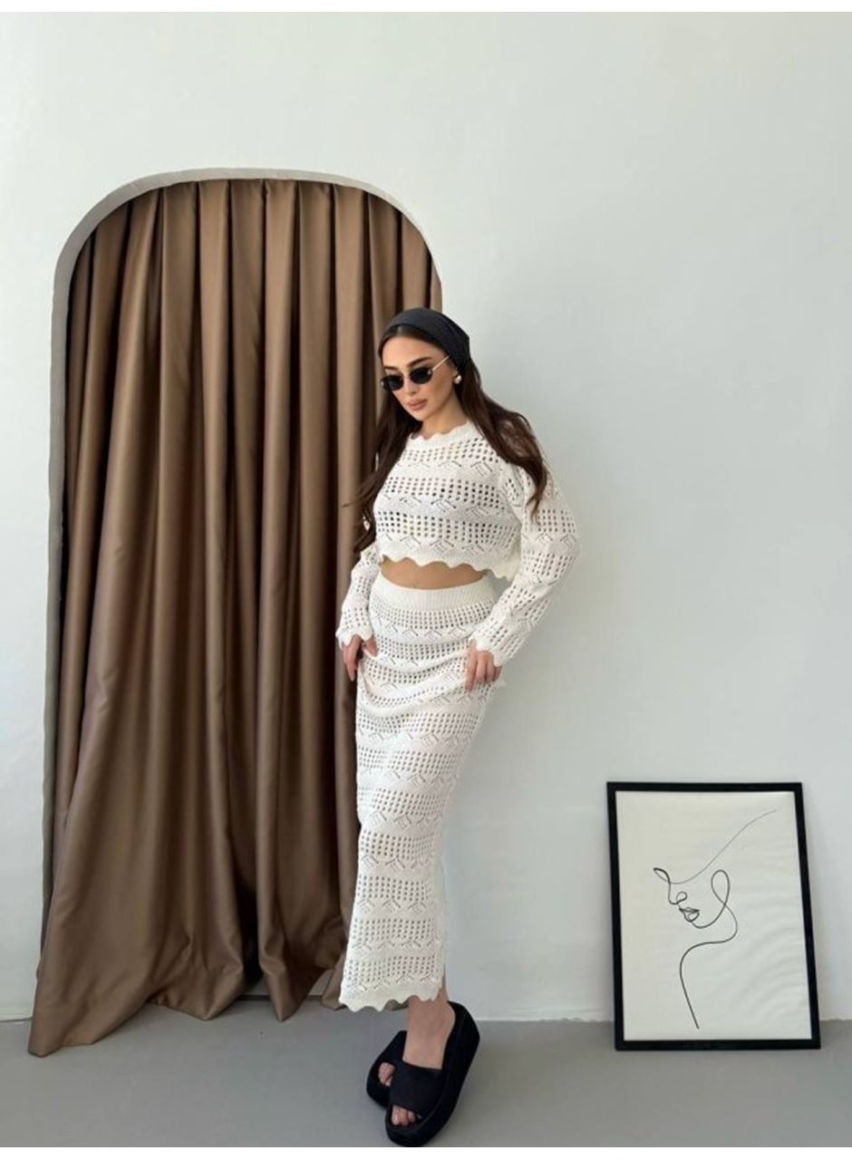 Kadın Uzun Kollu Kuş Gözü Transparan Detay Triko Bluz Ve Maxi Boy Etek Ikili Takım