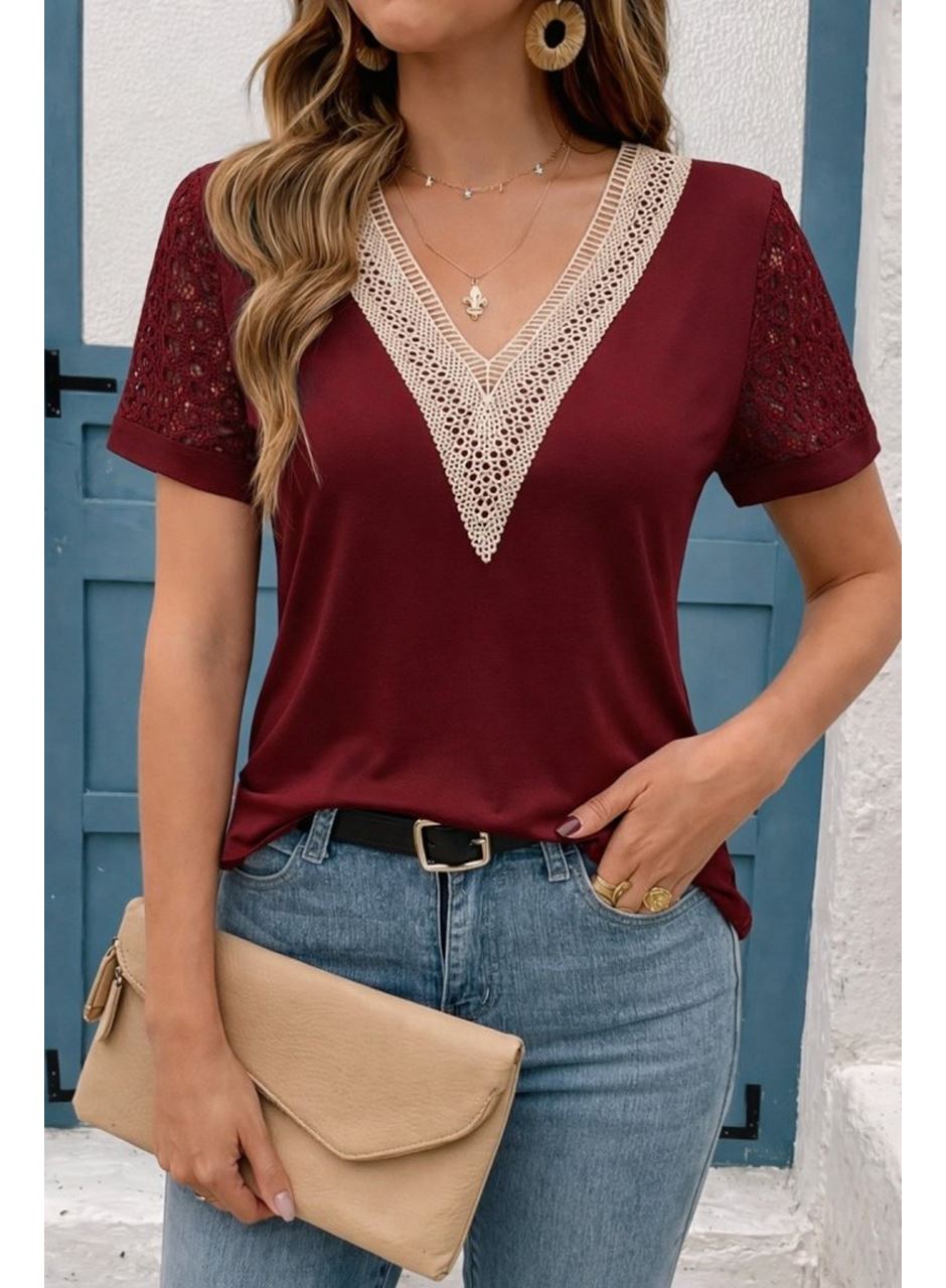 Kadın Kısa Kollu V Yakalı Dantel Detaylı Viskon Bluz