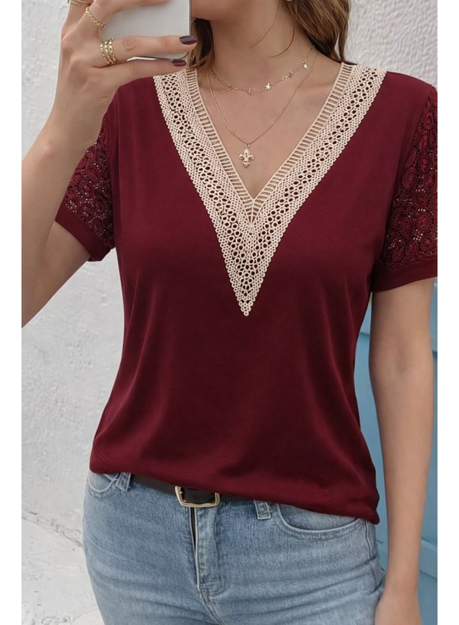 Kadın Kısa Kollu V Yakalı Dantel Detaylı Viskon Bluz
