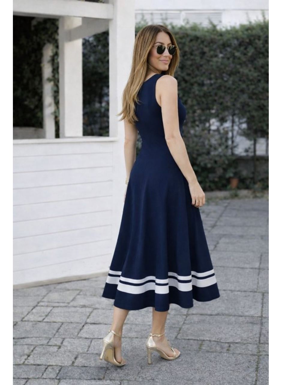 Kadın Askılı Yuvarlak Yakalı Etek Ucu şerit Detaylı Uzun Viskon Elbise