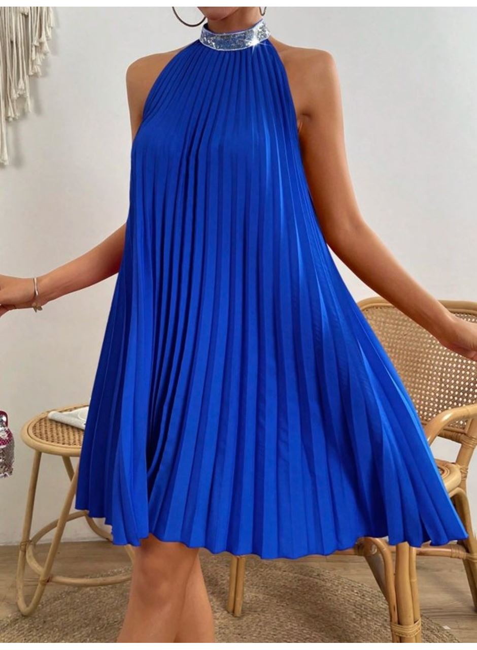 Kadın Balıkçı Yaka Omuzlardan Açık Pılelı Kısa Janjan Krep Elbise