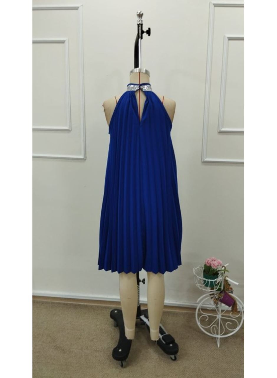 Kadın Balıkçı Yaka Omuzlardan Açık Pılelı Kısa Janjan Krep Elbise