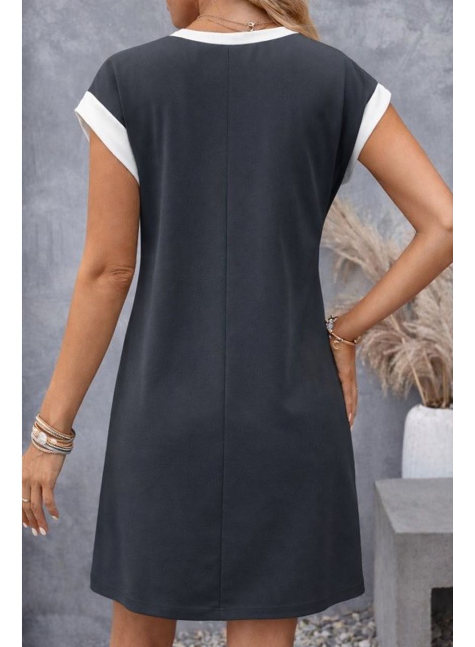 Kadın Kısa Kollu Yuvarlak Yakalı Kontrast Manset Detaylı Kısa Janjan Krep Elbise