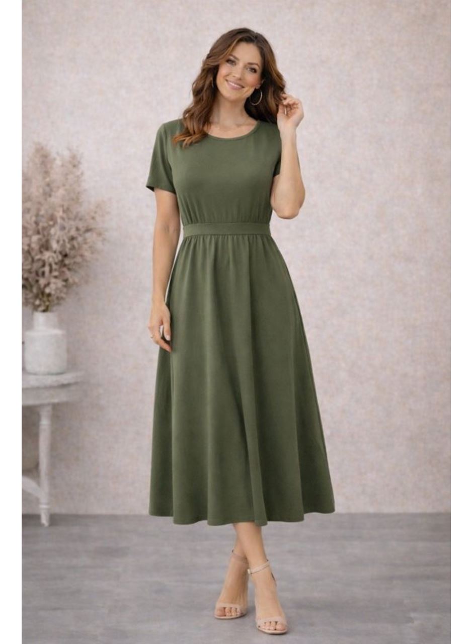 Kadın Kısa Kollu Yuvarlak Yaka Arkadan Düğmeli Viskon Midi Elbise