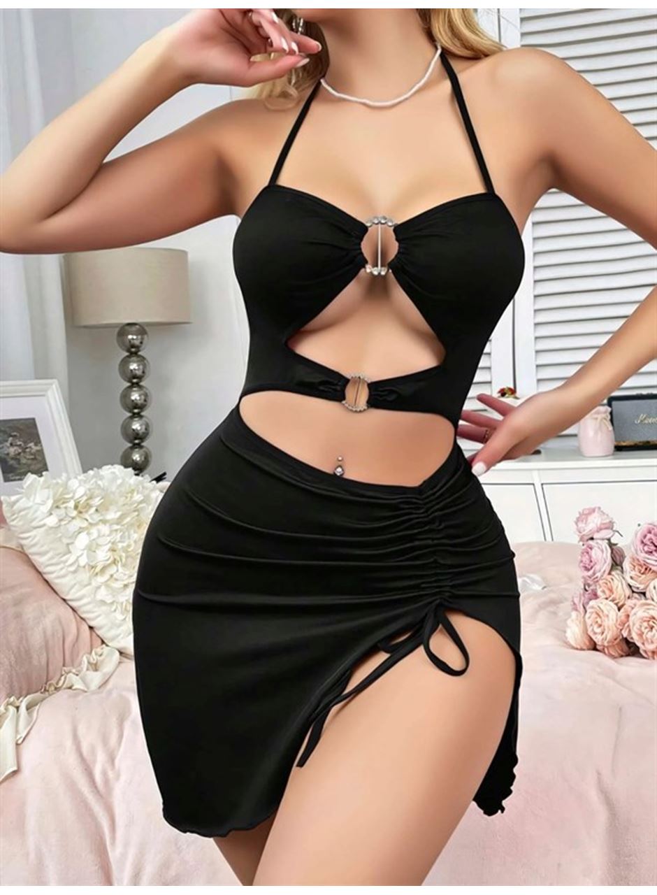 Siyah Aksesuar ve Yırtmaç Detaylı Boyundan Bağlamalı Şık Tasarım Fantezi Elbise