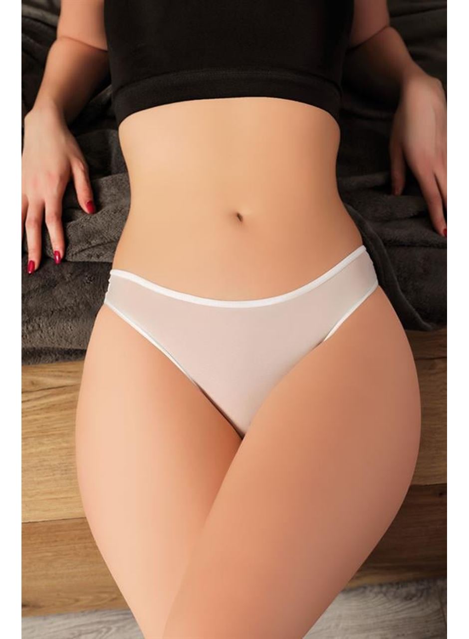 Beyaz Dantelli Arkası Dekolteli Fantezi Külot