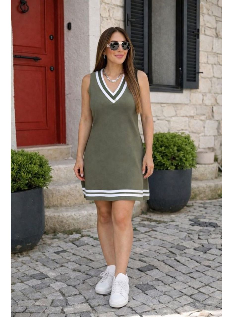 Kadın Askılı V Yakalı Cepli Kısa Viskon Elbise