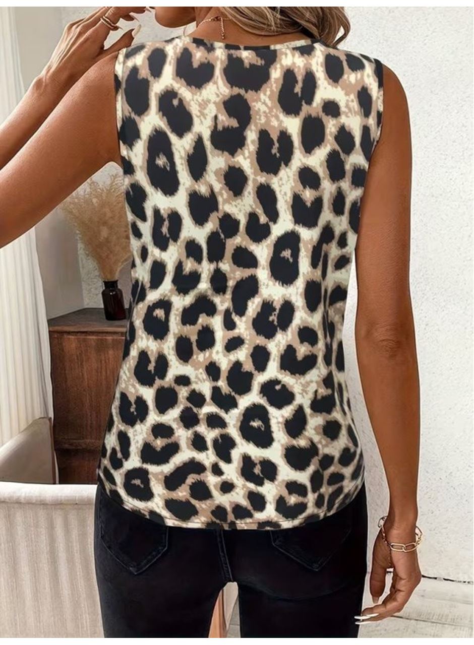 Kadın Askılı V Yakalı Leopar Desenli Süprem Bluz