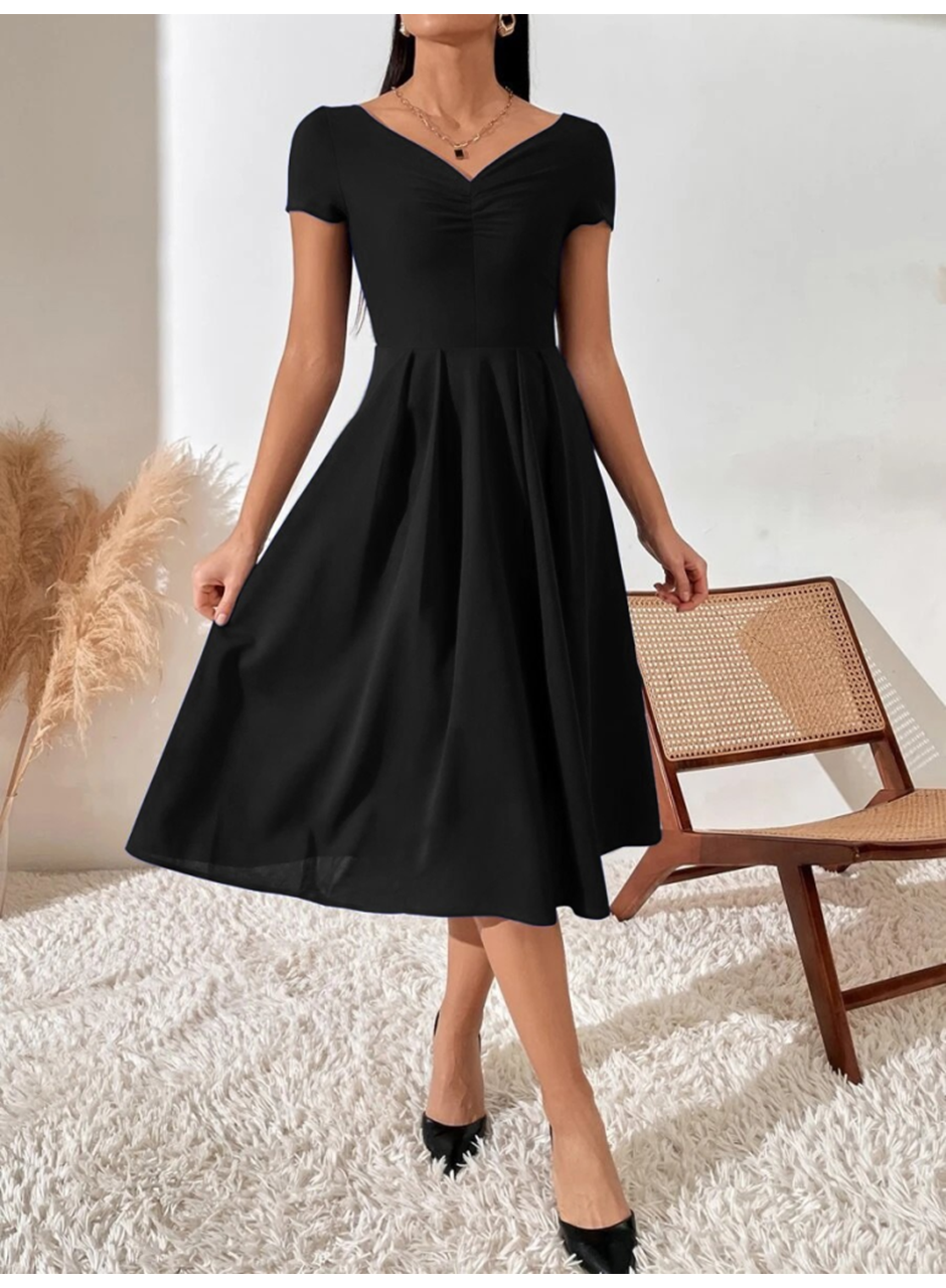 Kadın Kısa Kollu V Yakalı önden Pileli Janjan Krep Elbise