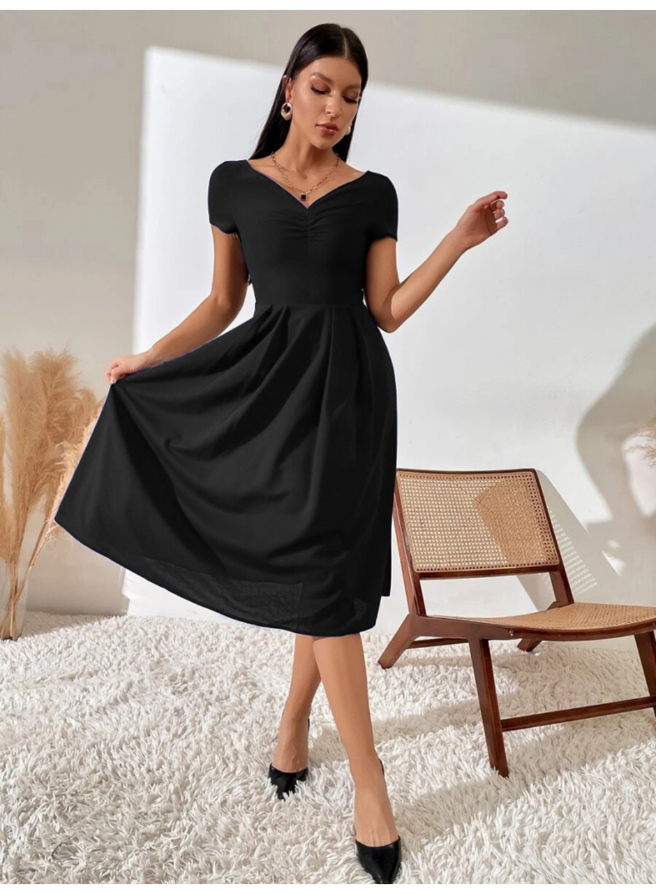 Kadın Kısa Kollu V Yakalı önden Pileli Janjan Krep Elbise