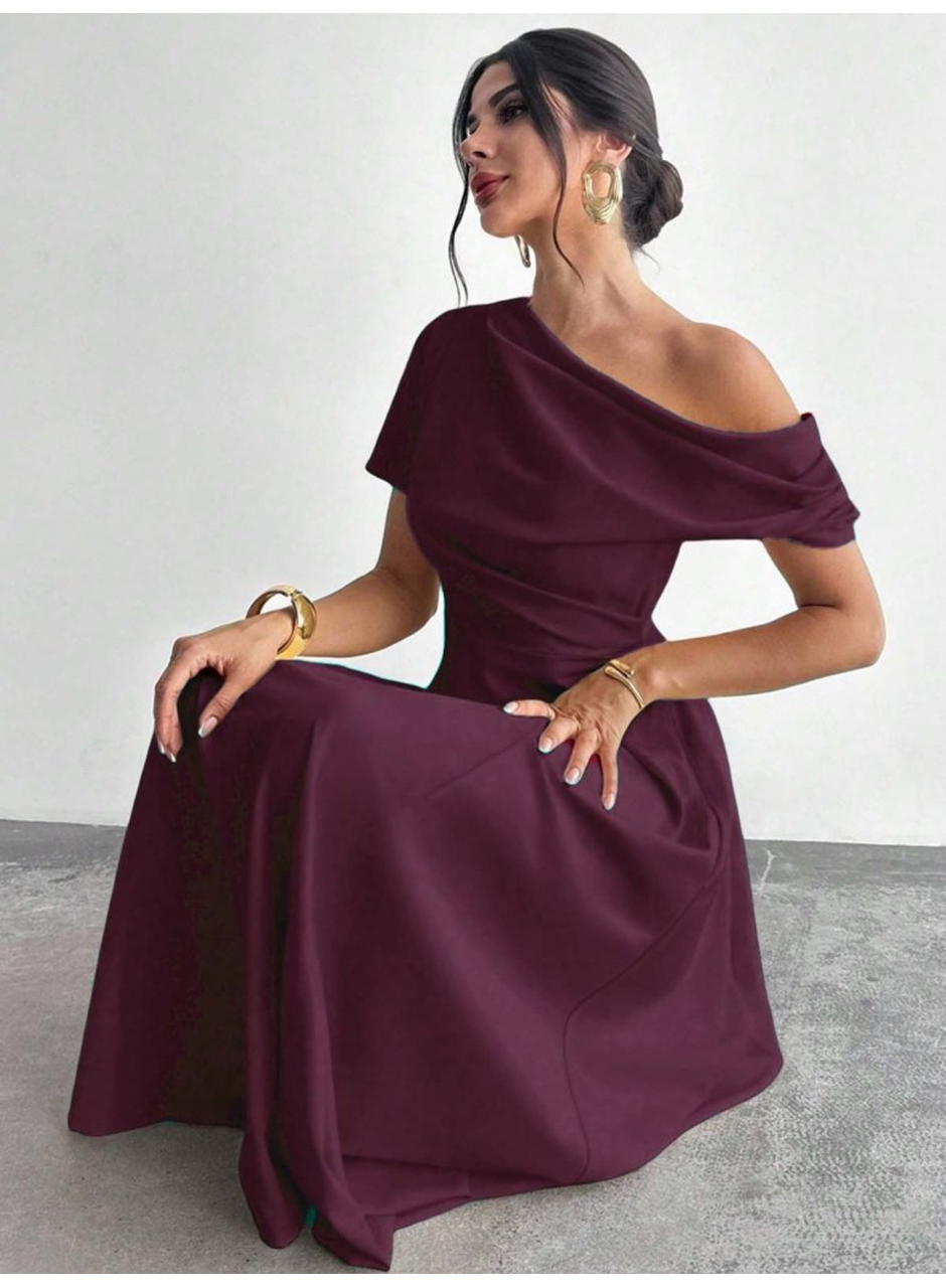 Kadın Omuzdan Açık Kısa Kollu Omuzdan Pileli Uzun Janjan Krep Elbise