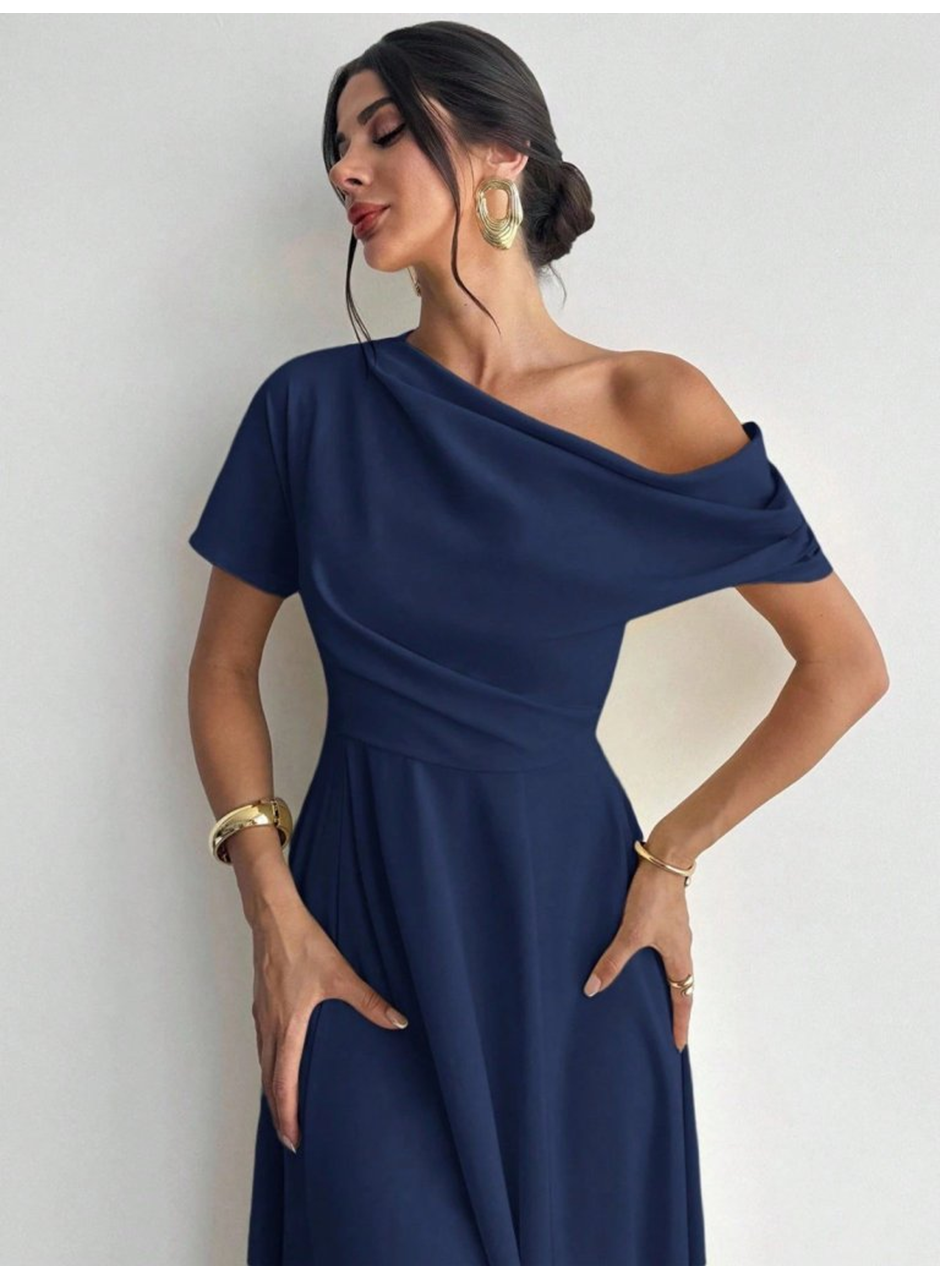 Kadın Omuzdan Açık Kısa Kollu Omuzdan Pileli Uzun Janjan Krep Elbise