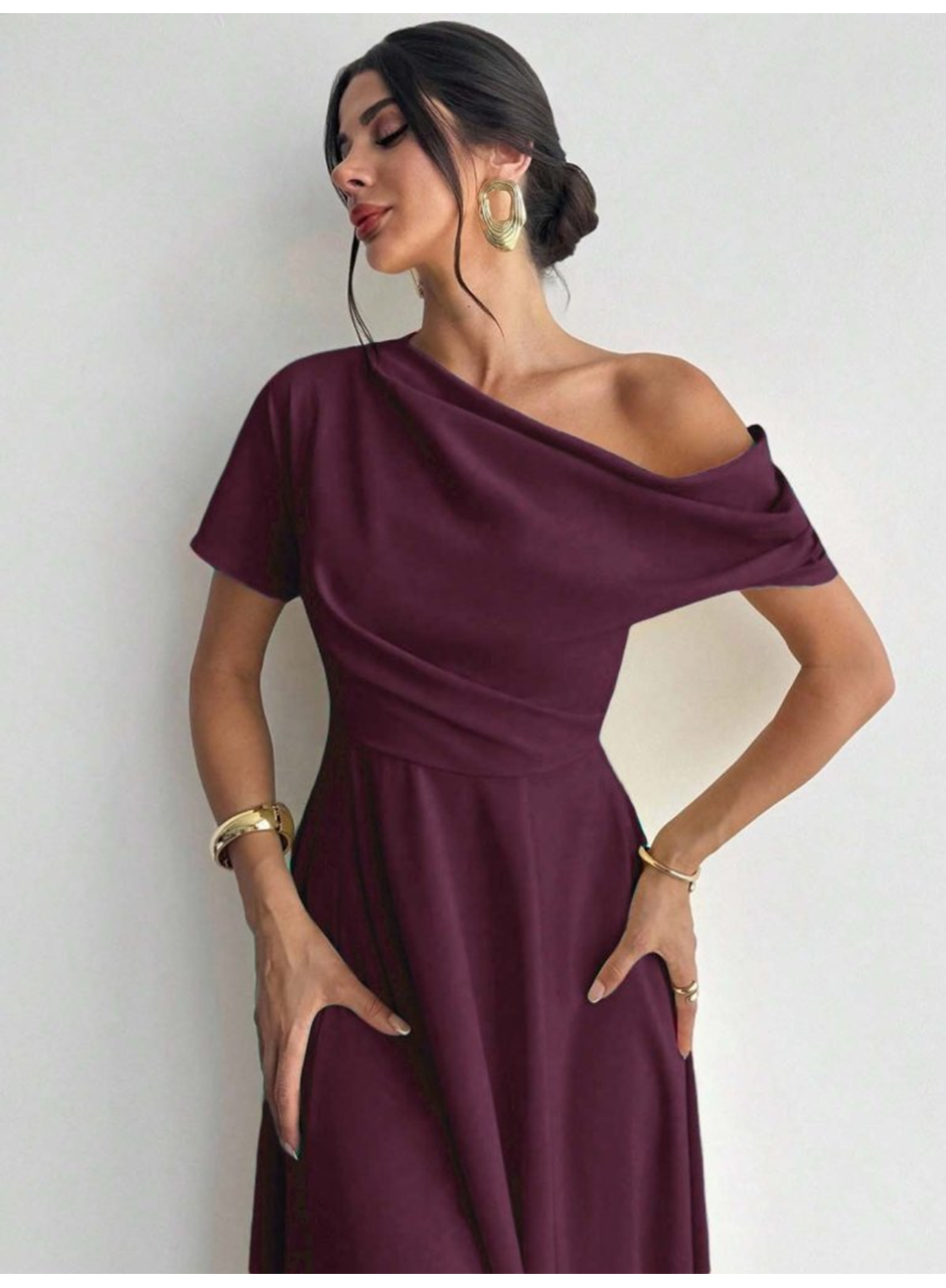 Kadın Omuzdan Açık Kısa Kollu Omuzdan Pileli Uzun Janjan Krep Elbise