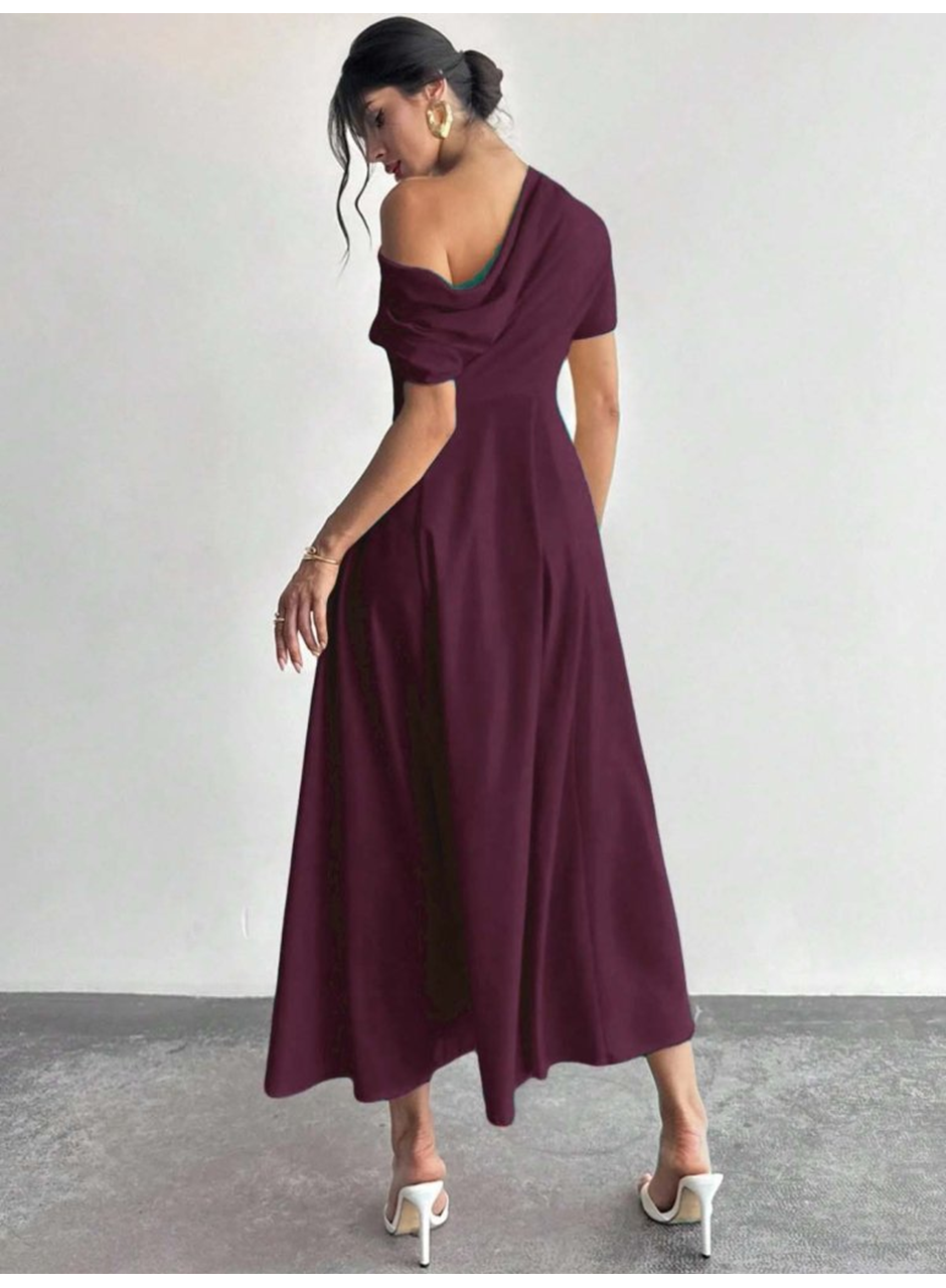 Kadın Omuzdan Açık Kısa Kollu Omuzdan Pileli Uzun Janjan Krep Elbise