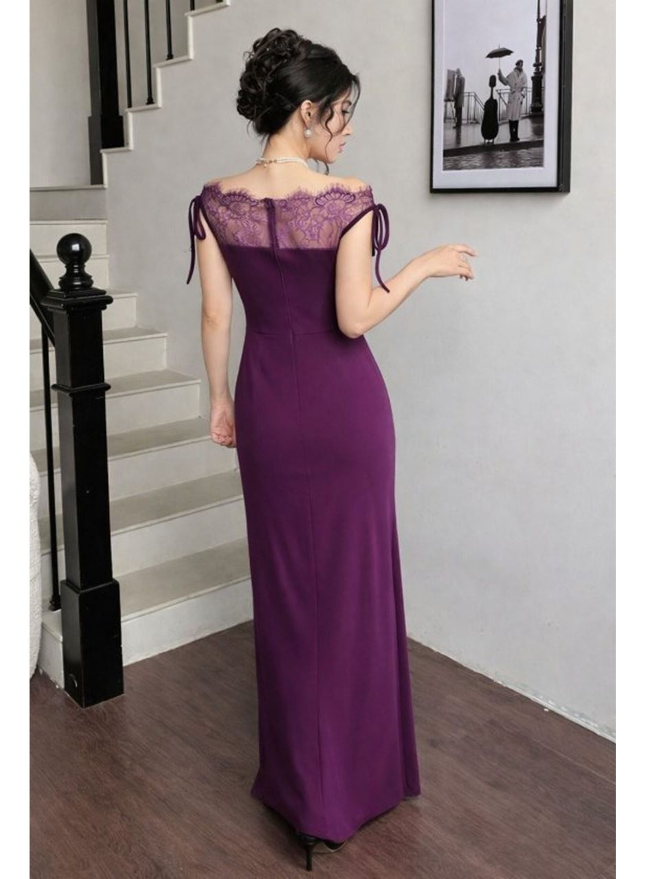 Kadın Göğüs Ve Yakası Dantel Detaylı Kayık Yaka Görünümlü Uzun Ithal Krep Elbise