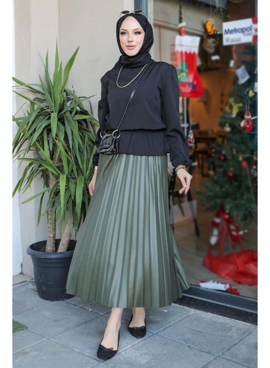 Zarif ve Modern Pileli Parlak Krep Gizli Lastikli Haki Etek (