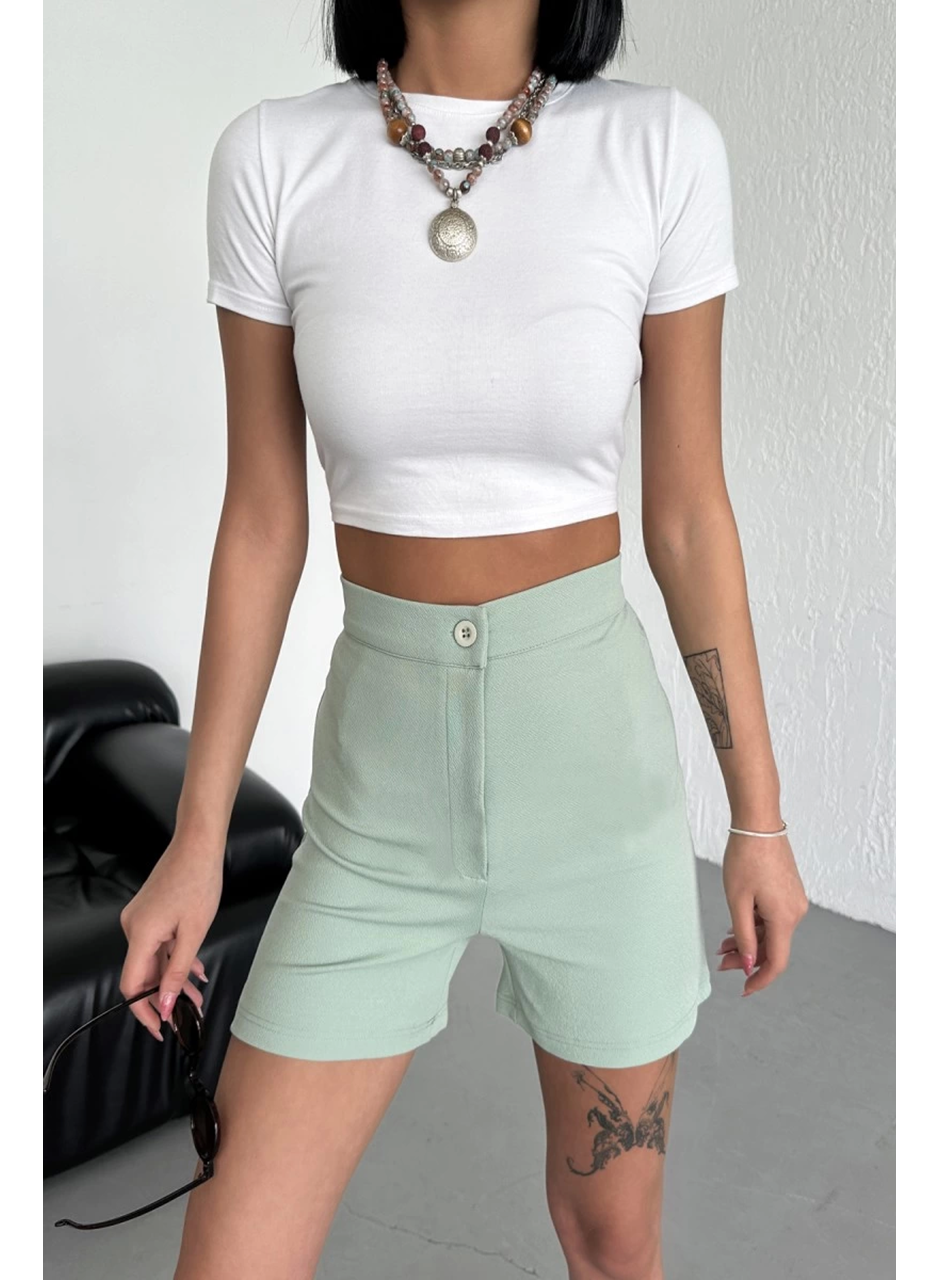 Tarz ve Rahatlığı Bir Arada Sunan Yüksek Bel Esnek Likralı Krep Şort Su Yeşili (