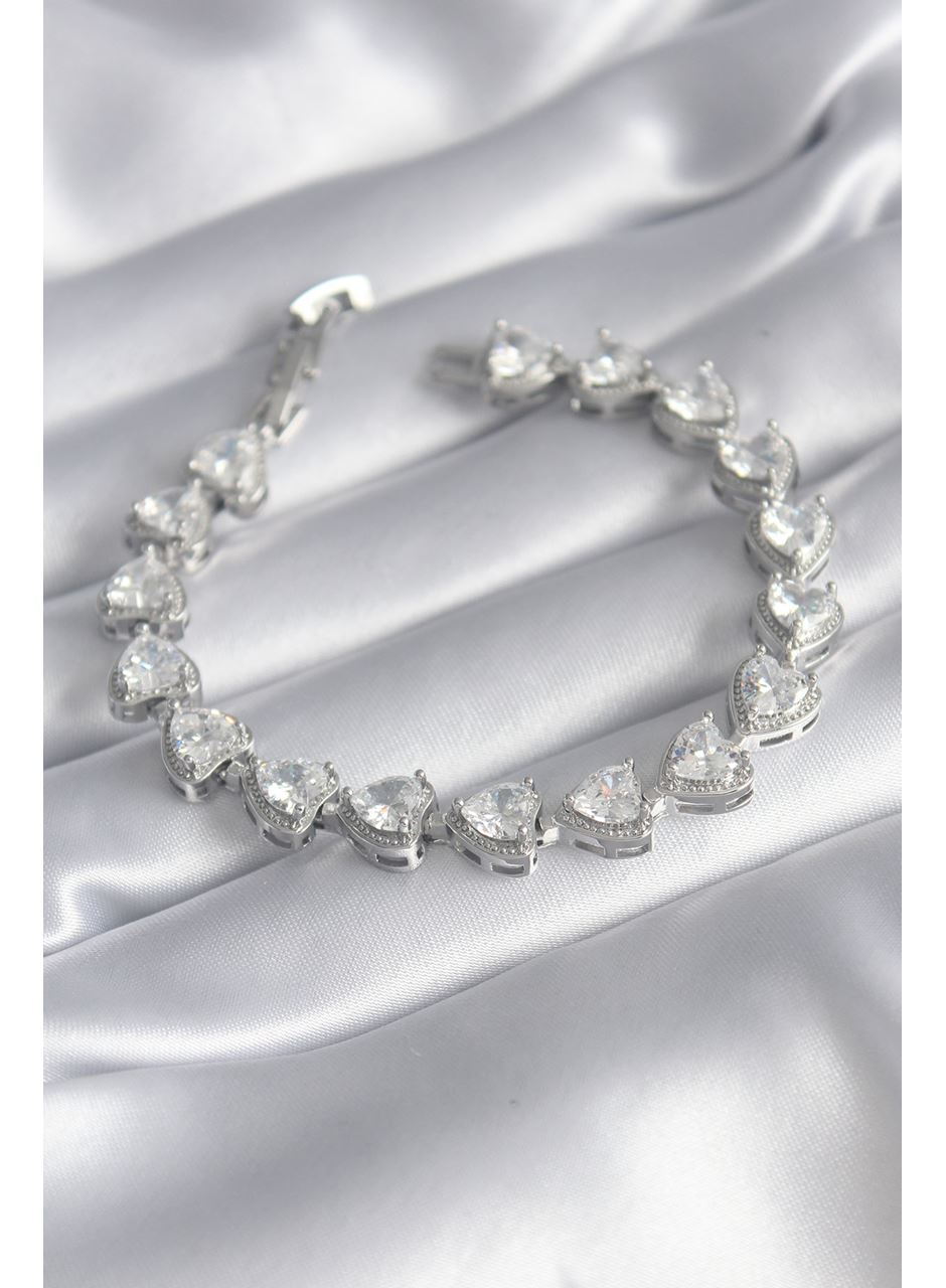 Pirinç Gümüş Renk Zirkon Taşlı Kalp Model VIP Seri Kadın Bileklik