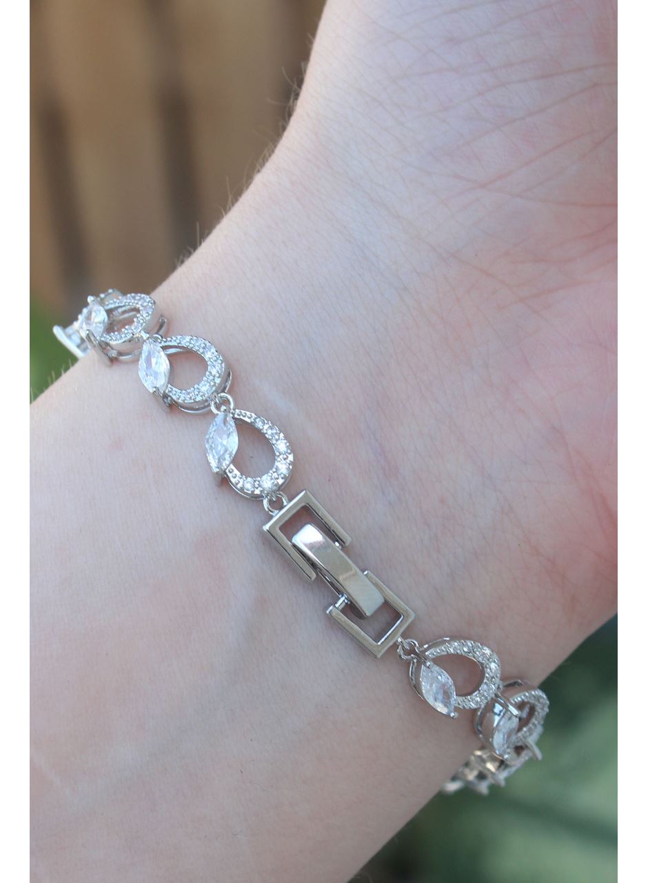 Vip Seri Pirinç Zirkon Taşlı Gümüş Renk Arpa Model Bileklik