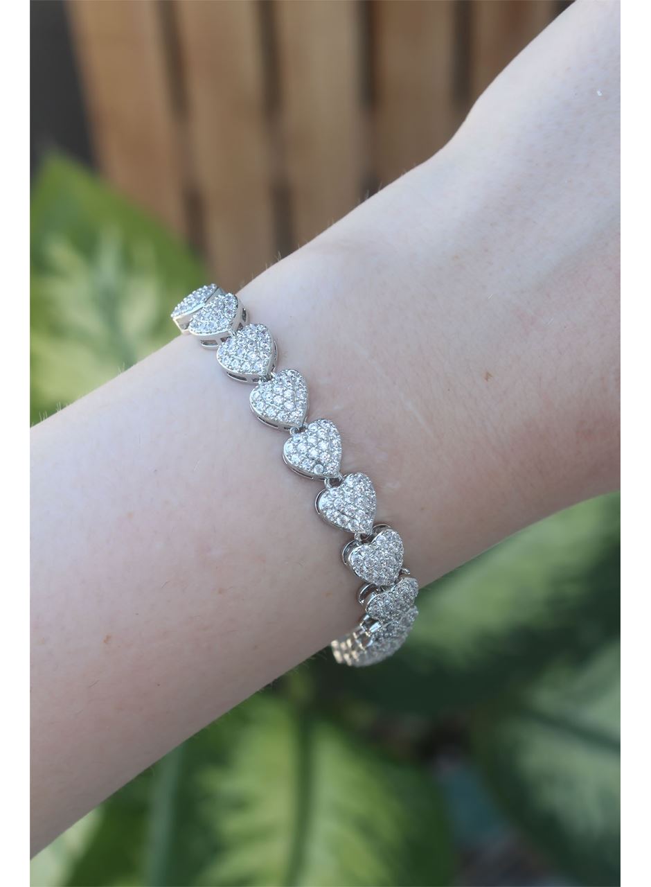 Vip Seri Pirinç Zirkon Taşlı Gümüş Renk Kalp Model Bileklik